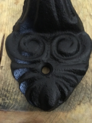 Door handle made of cast iron, Rasolie, beautiful black handle.